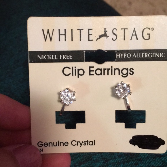White Stag Accessories - BNWT CLIP ON EARRINGS!